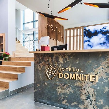 Hotel Domnitei Călimăneşti Exterior foto